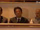 安倍参加李光耀国葬时睡觉被直播：宁可相信他在听音乐