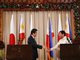 安倍访菲带去万亿日元礼包 谈南海但菲总统没接话