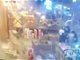 监拍辽宁锦州凌河夜市爆炸视频 冲击力极大桌椅多物被震飞